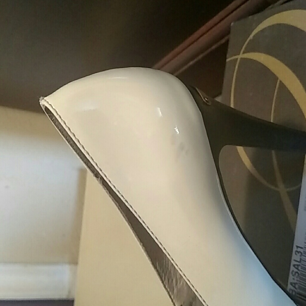 Shoes - Picture 3 of 3